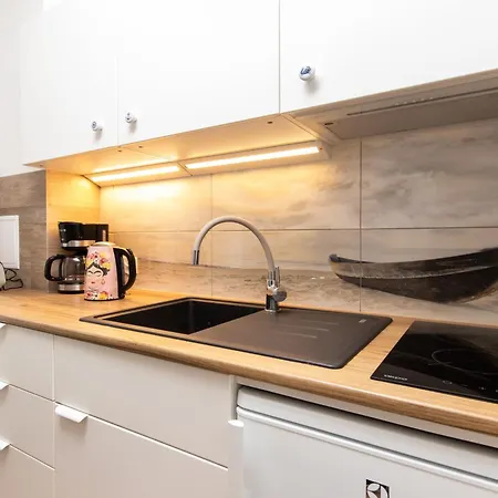 Morski 50 M Od Plazy Apartpark * Свиноуйсьце